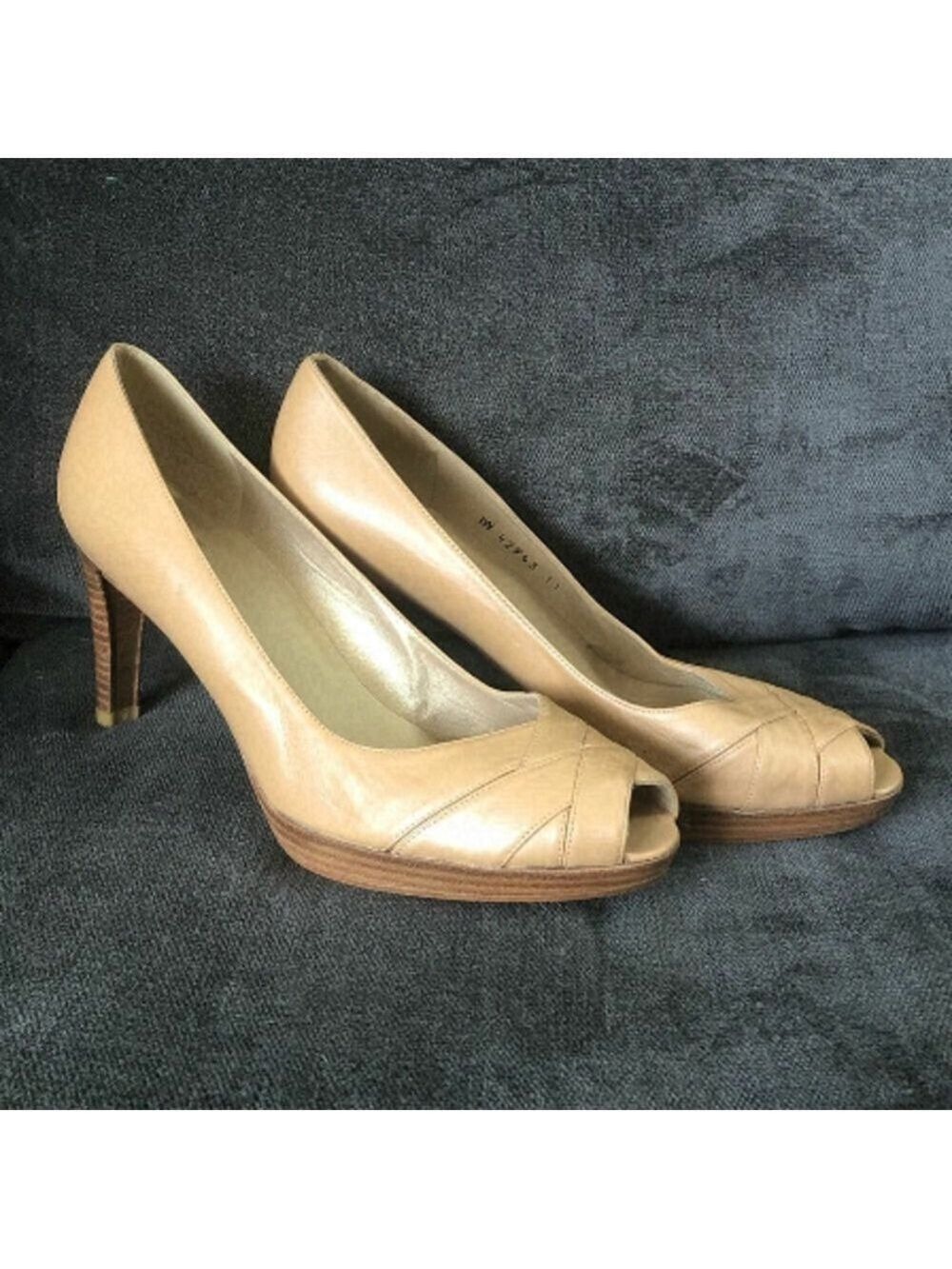 Stuart Weitzman Size 11 Nude Leather Platform Peek-a-Boo Shoes